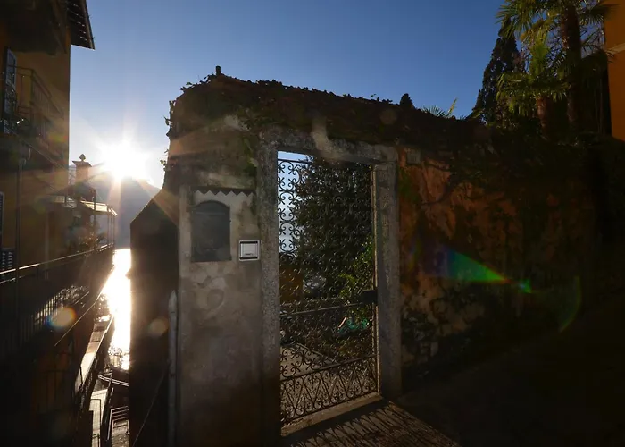 Robyhouse Apartman *