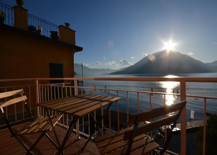 Robyhouse Apartman Varenna
